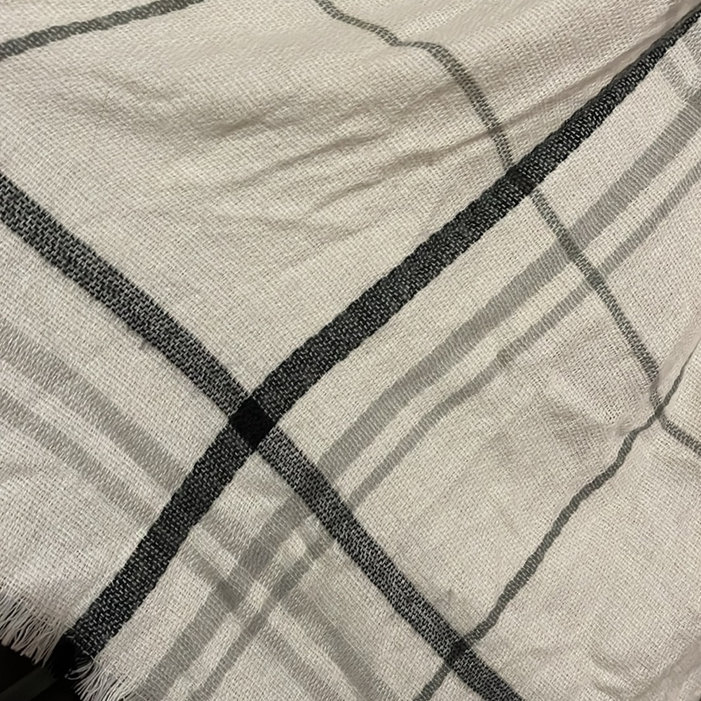 Scarf - Picture 2 of 2